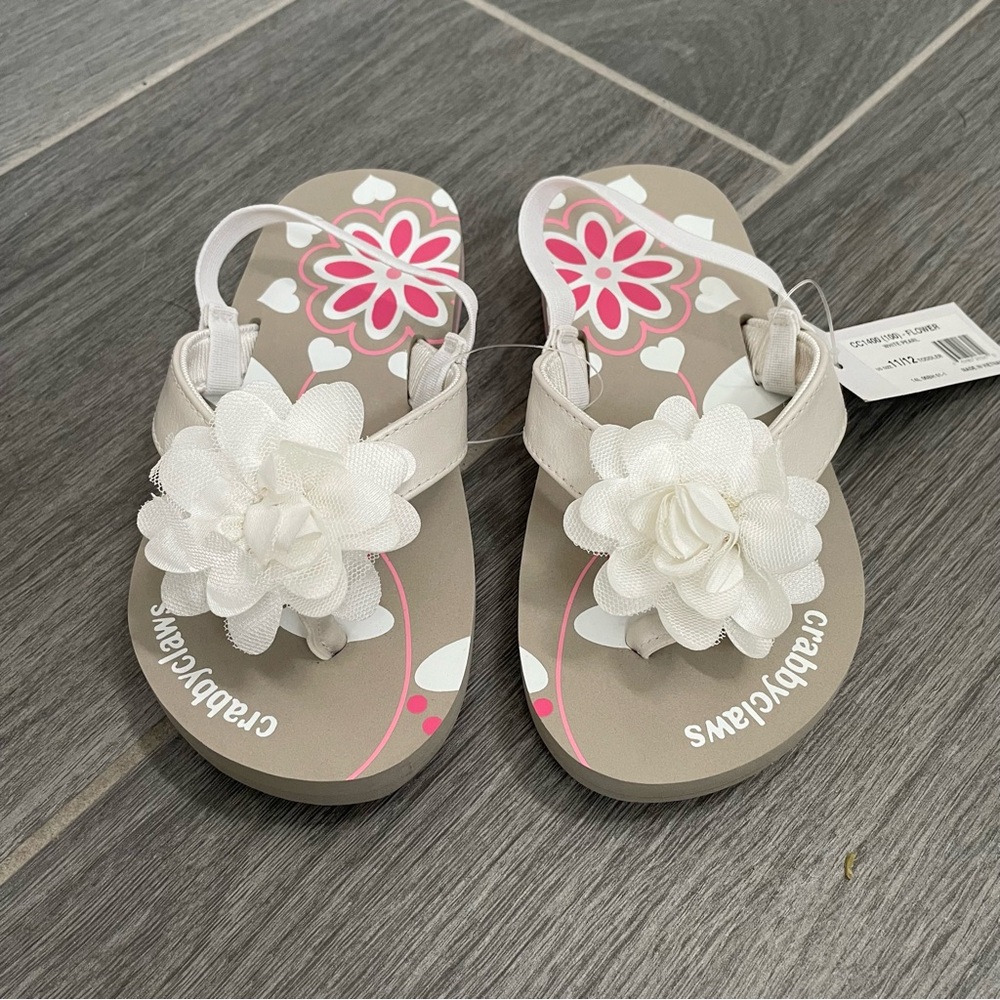 Crabbyclaws White Flower Sling Back Flip Flop Sandals Girls Size 11/12 Toddler